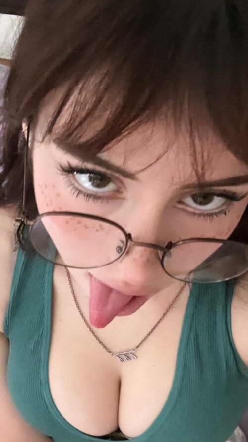 littlespambug---CqHTjSAMfCI831b52c0422b8d79.md.jpg