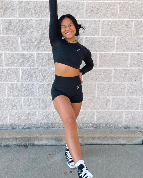 lyla.fit_1645925055_2782543503709750505_40958515443d74abd3d30fb4a4a.md.jpg