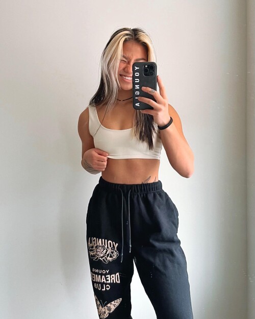 lyla.fit_1676565600_3039575022088438474_40958515443570969d65bde5772.md.jpg