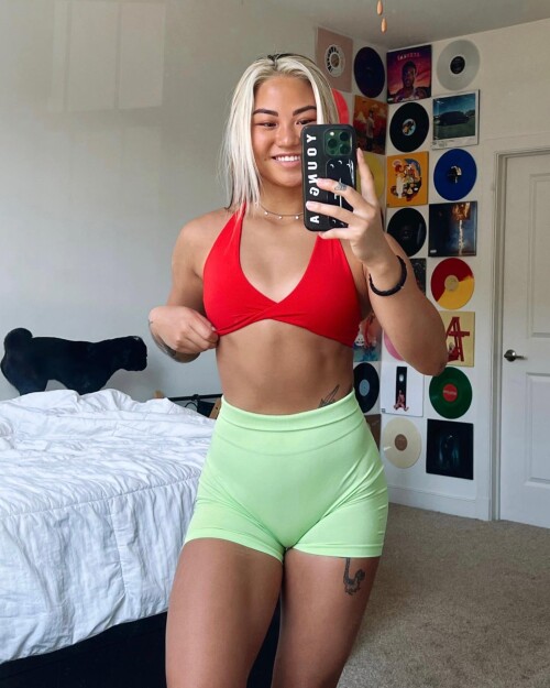 lyla.fit_1684429439_3105541681664333075_40958515443e80292f456ee88a5.md.jpg