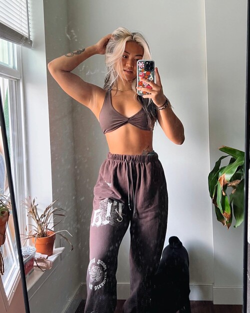 lyla.fit_1695231561_3196156446643745914_40958515443c899077af64a1baf.md.jpg