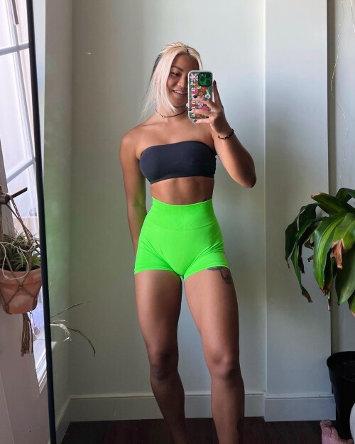 lyla.fit_1695399357_3197564022592945617_409585154432d9d1687b87ab825.md.jpg