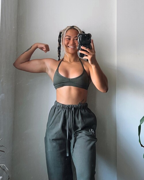 lyla.fit_1700160135_3237500326752087748_40958515443634719471e95ed8c.md.jpg
