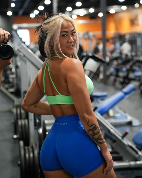 lyla.fit_1701814439_3251377630603536134_40958515443aa8138a6541923df.md.jpg