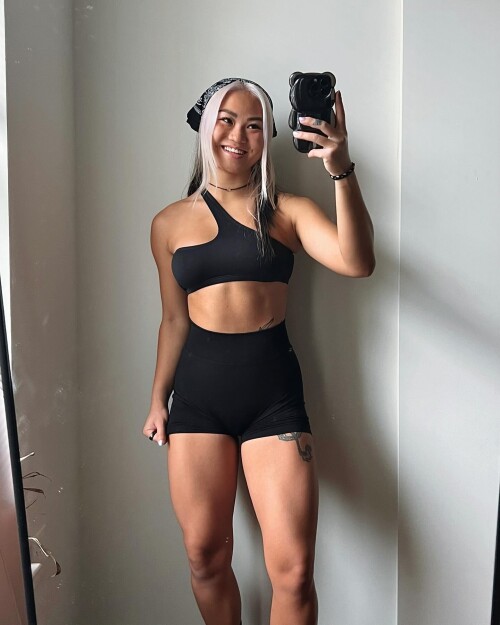 lyla.fit_1703962070_3269393268101957533_4095851544302404367e75ad934.md.jpg