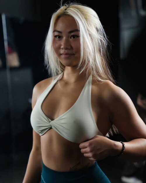lyla.fit_1704564180_3274444132218927341_40958515443a49d68e36cdfd9ce.md.jpg