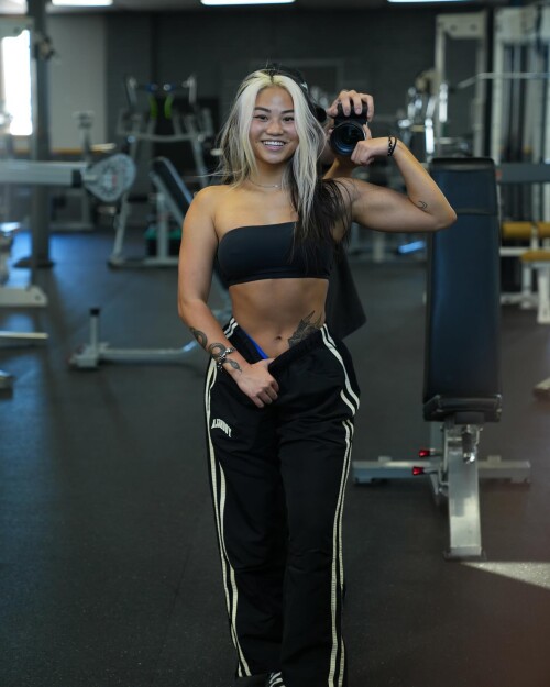 lyla.fit_1708805339_3310021553559035095_40958515443b942c4082673ecd9.md.jpg