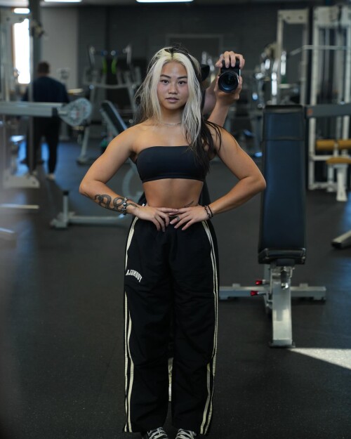 lyla.fit_1708805339_3310021553567326072_40958515443eaa5ce83ba96f958.md.jpg