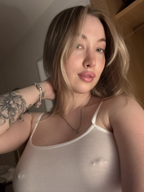Luna Bognya Nude Leaked Onlyfans Photo Luna Bognya Nude Leaked Onlyfans Photo