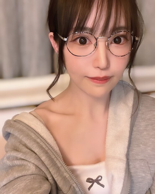 maimai__twitch___C2eqi0zvxAl___ae6af284cadca398.md.jpg