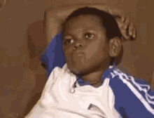 me-waiting-for-my-friends-to-get-online9a63c5eec3073ea9.gif