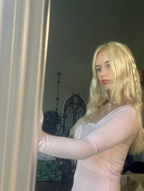 Swordgirlfriend/b.r.e.y Nude Leaked Onlyfans Photo Swordgirlfriend/b.r.e.y Nude Leaked Onlyfans Photo