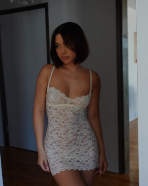 missjuliakelly_3586340699867885548s2025-3-11-22.7.613-storyf3a8fd2733ed52c1.md.jpg