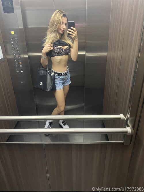 Molly Brooke Nude Leaked Onlyfans Photo