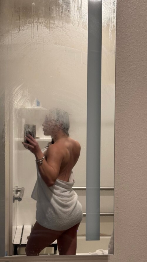 Daniela Flores alias @floresdani318 on instagram and onlyfans Nude Leaked Onlyfans Photo