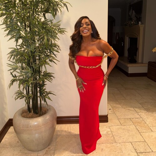 niecynash1_1739828317_3570261150934169944_26630970e4adb11c888f58d4.jpg