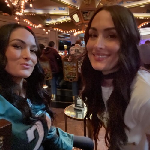 nikkigarcia_1739030656_3563569887768644814_3248406557d6ece2a177bf035.md.jpg