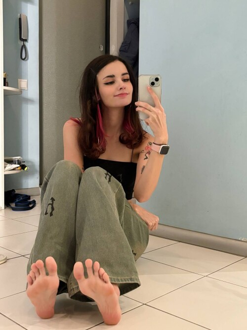 Loonassoftfeet Nude Leaked Onlyfans Photo Loonassoftfeet Nude Leaked Onlyfans Photo