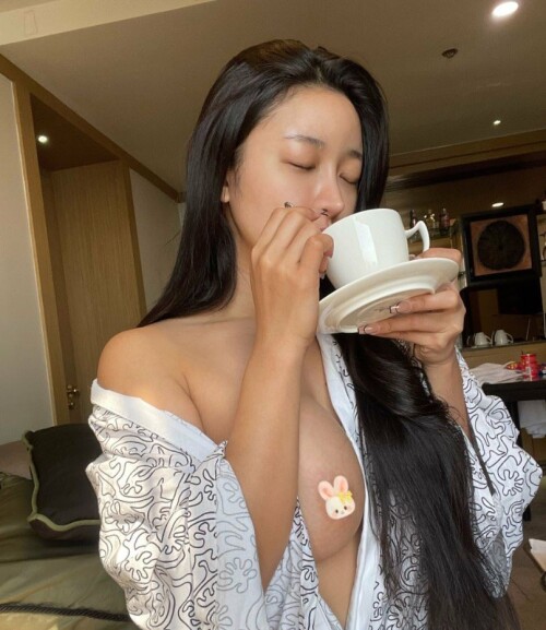 Bunny Zudeah Nude Leaked Onlyfans Photo Bunny Zudeah Nude Leaked Onlyfans Photo