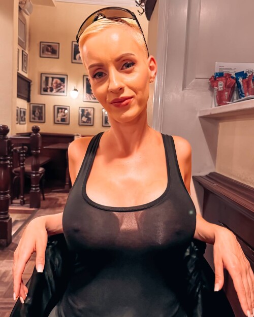 Anike Ekina Nude Leaked Onlyfans Photo