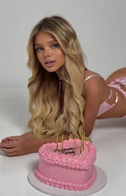 Zolotovaver_vero Nude Leaked Onlyfans Photo Zolotovaver_vero Nude Leaked Onlyfans Photo