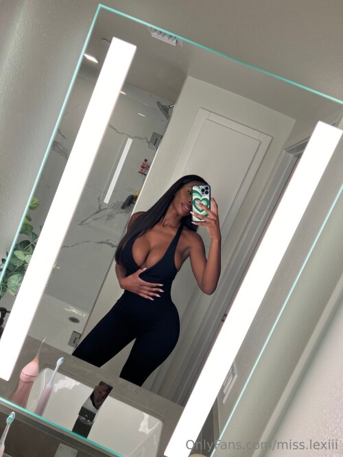 Lexi Hart | Lexxie Marie Nude Leaked Onlyfans Photo Lexi Hart | Lexxie Marie Nude Leaked Onlyfans Photo