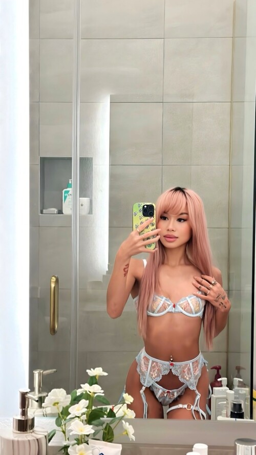 tinyyyk (aka kaylakipp) Nude Leaked Onlyfans Photo tinyyyk (aka kaylakipp) Nude Leaked Onlyfans Photo