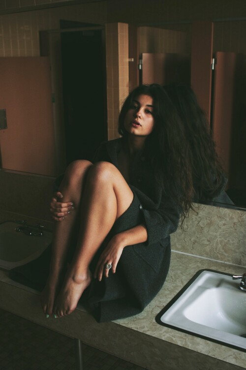 renee34e00c1d984c27f31.jpg