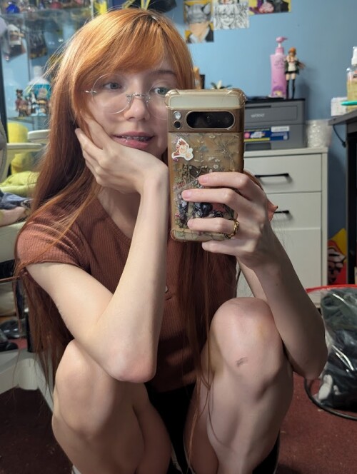 selfie167f3c4bb9757e9768.jpg