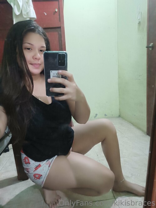 kikisbraces Nude Leaked Onlyfans Photo kikisbraces Nude Leaked Onlyfans Photo