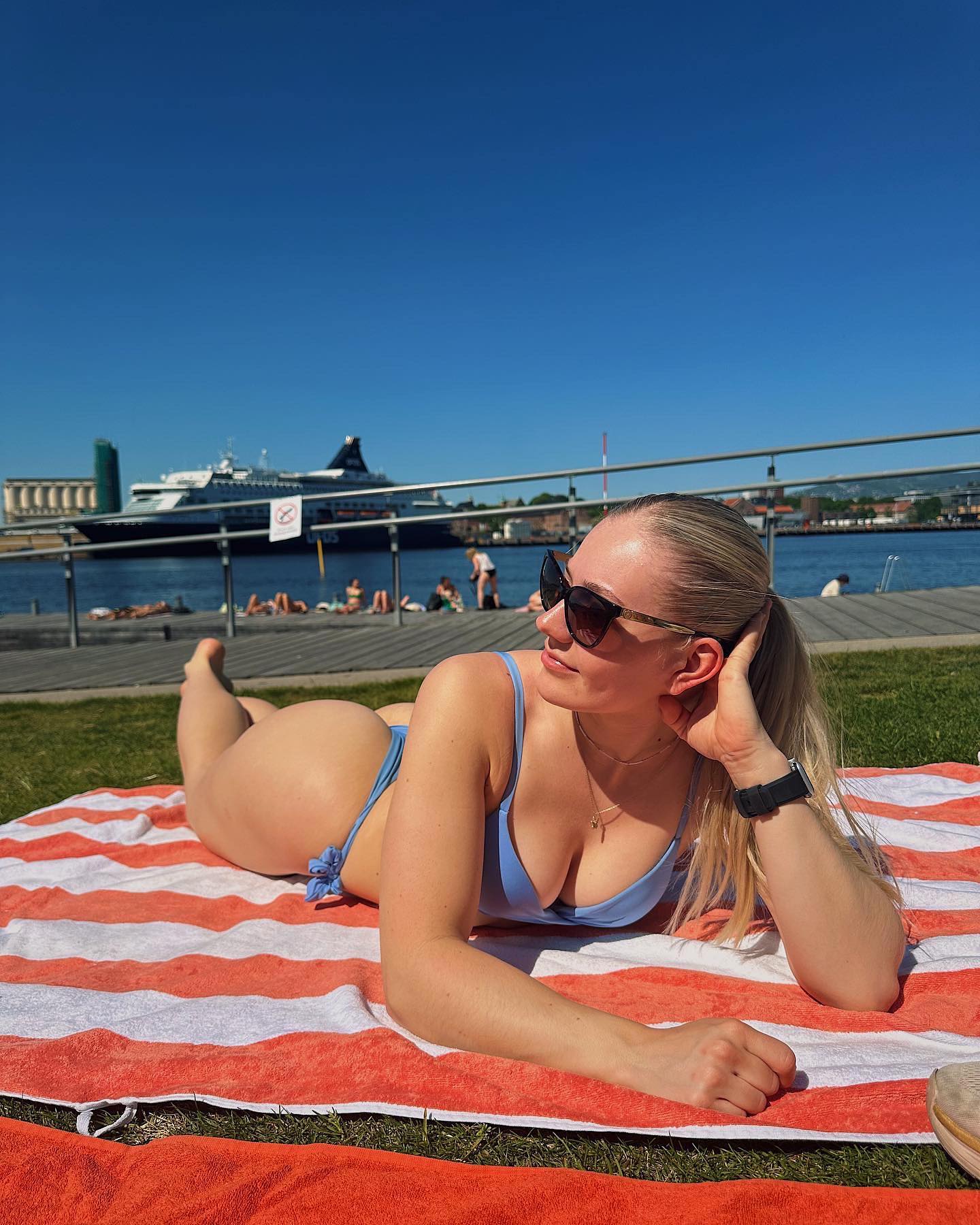 siljefredsvikl---C7RtpsAKQsm---17f9f847a46efbc29.jpg