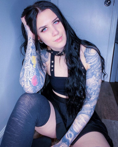 MsKILLIONAIRE / Casey Nude Leaked Onlyfans Photo MsKILLIONAIRE / Casey Nude Leaked Onlyfans Photo