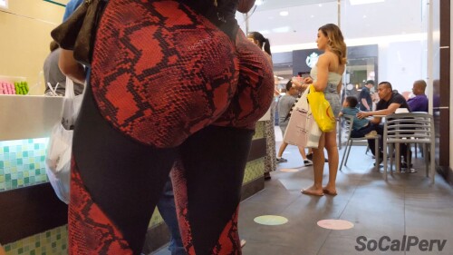 sola_leggings_morenita_Latina_milf_EPIC_4K_MEDIUM_FR30.mp4_snapshot_03.44.00028257f4eaab146fb.jpg