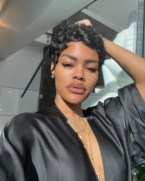 teyanataylor_1735305927_3532324600668680421_190772239fe0554b052e42dd.jpg