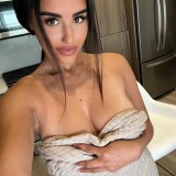 therealpersianprincess-633636156-2023-06-17-I-know-you-wanna-throw-away-this-blanket-and-get-naked-in-bed138be92deb905c7a