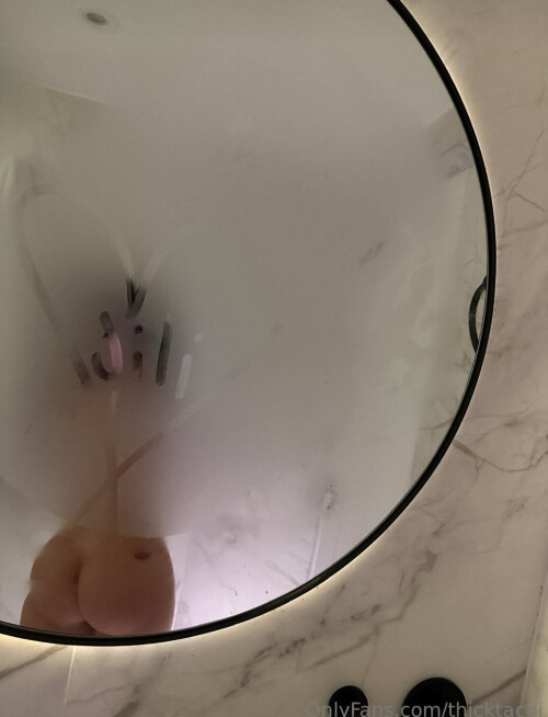 Jilikat/thicktachi Nude Leaked Onlyfans Photo Jilikat/thicktachi Nude Leaked Onlyfans Photo
