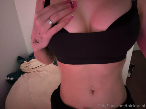 Jilikat/thicktachi Nude Leaked Onlyfans Photo Jilikat/thicktachi Nude Leaked Onlyfans Photo