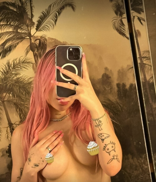 Jilikat/thicktachi Nude Leaked Onlyfans Photo Jilikat/thicktachi Nude Leaked Onlyfans Photo