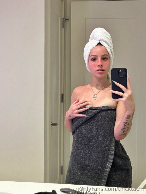 Jilikat/thicktachi Nude Leaked Onlyfans Photo Jilikat/thicktachi Nude Leaked Onlyfans Photo