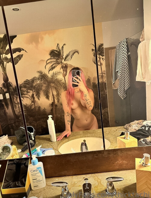 Jilikat/thicktachi Nude Leaked Onlyfans Photo Jilikat/thicktachi Nude Leaked Onlyfans Photo