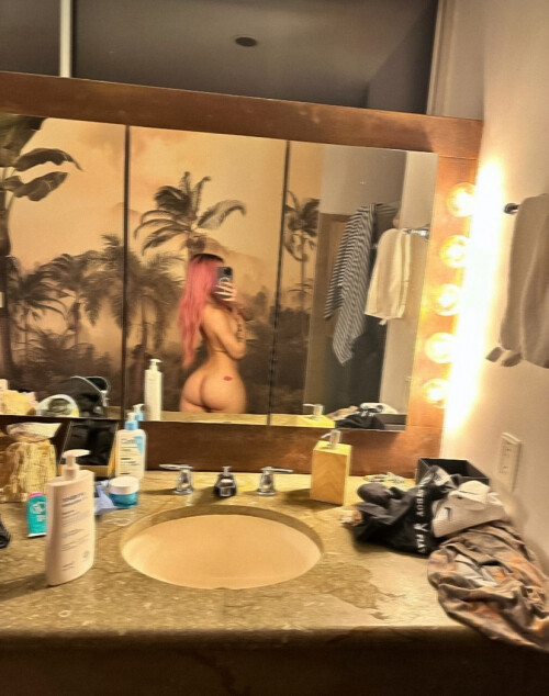 Jilikat/thicktachi Nude Leaked Onlyfans Photo Jilikat/thicktachi Nude Leaked Onlyfans Photo