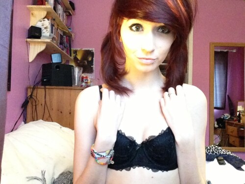 Kirabee / Kitten Sophie Nude Leaked Onlyfans Photo Kirabee / Kitten Sophie Nude Leaked Onlyfans Photo
