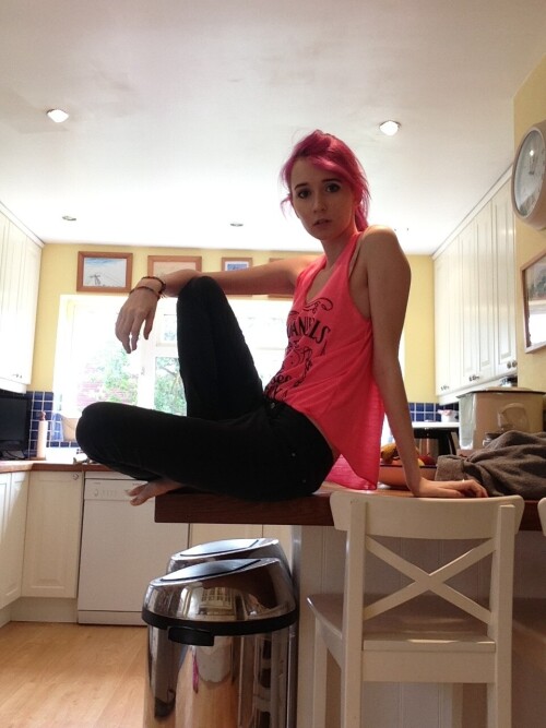 Kirabee / Kitten Sophie Nude Leaked Onlyfans Photo Kirabee / Kitten Sophie Nude Leaked Onlyfans Photo