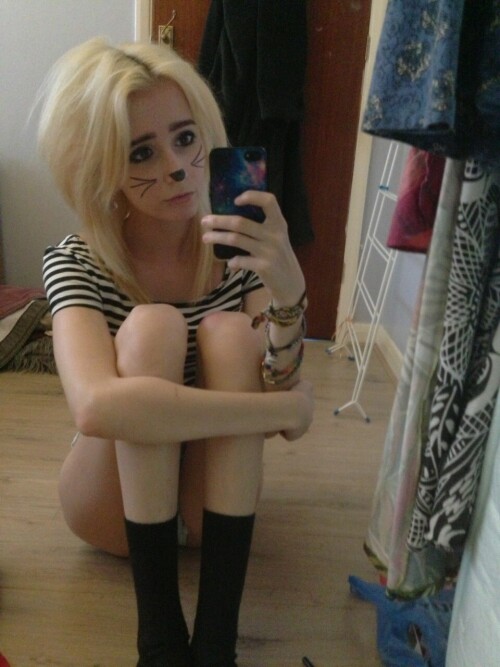Kirabee / Kitten Sophie Nude Leaked Onlyfans Photo Kirabee / Kitten Sophie Nude Leaked Onlyfans Photo