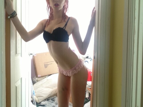 Kirabee / Kitten Sophie Nude Leaked Onlyfans Photo Kirabee / Kitten Sophie Nude Leaked Onlyfans Photo