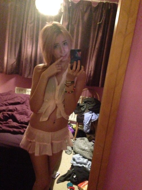 Kirabee / Kitten Sophie Nude Leaked Onlyfans Photo Kirabee / Kitten Sophie Nude Leaked Onlyfans Photo