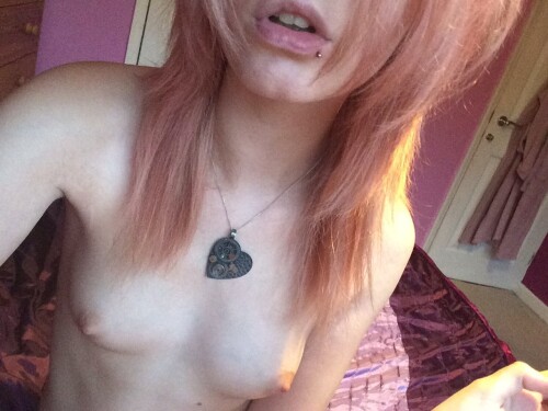 Kirabee / Kitten Sophie Nude Leaked Onlyfans Photo Kirabee / Kitten Sophie Nude Leaked Onlyfans Photo