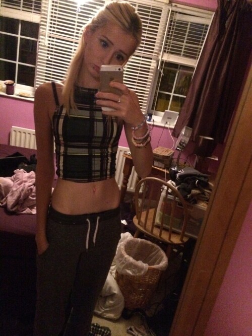 Kirabee / Kitten Sophie Nude Leaked Onlyfans Photo Kirabee / Kitten Sophie Nude Leaked Onlyfans Photo