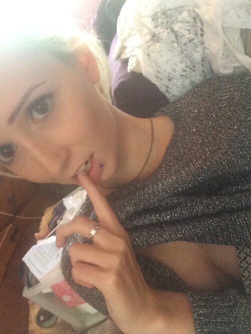 Kirabee / Kitten Sophie Nude Leaked Onlyfans Photo Kirabee / Kitten Sophie Nude Leaked Onlyfans Photo