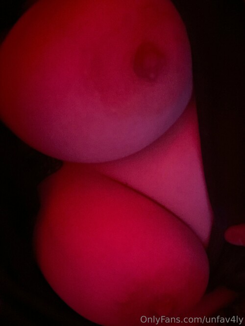 Unfav4ly Nude Leaked Onlyfans Photo